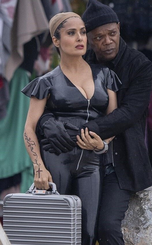 salma-hayek gallery photo #1234