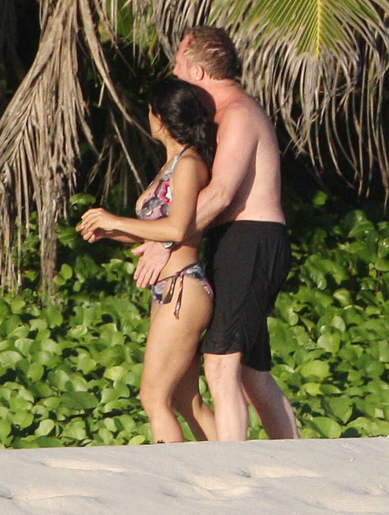 salma-hayek gallery photo #1245