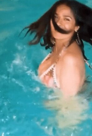 salma-hayek gallery photo #1309