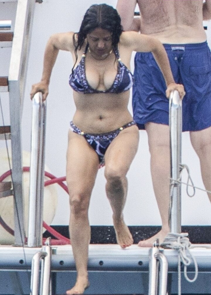 salma-hayek gallery photo #1364