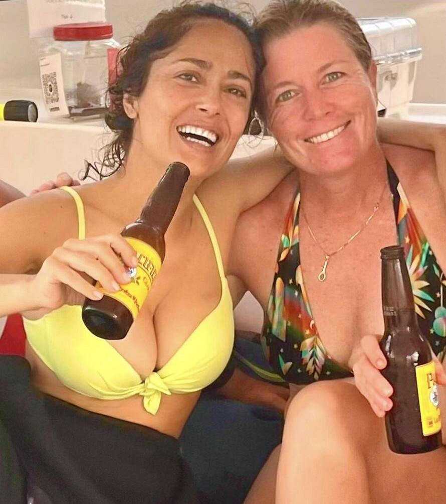 salma-hayek gallery photo #1378