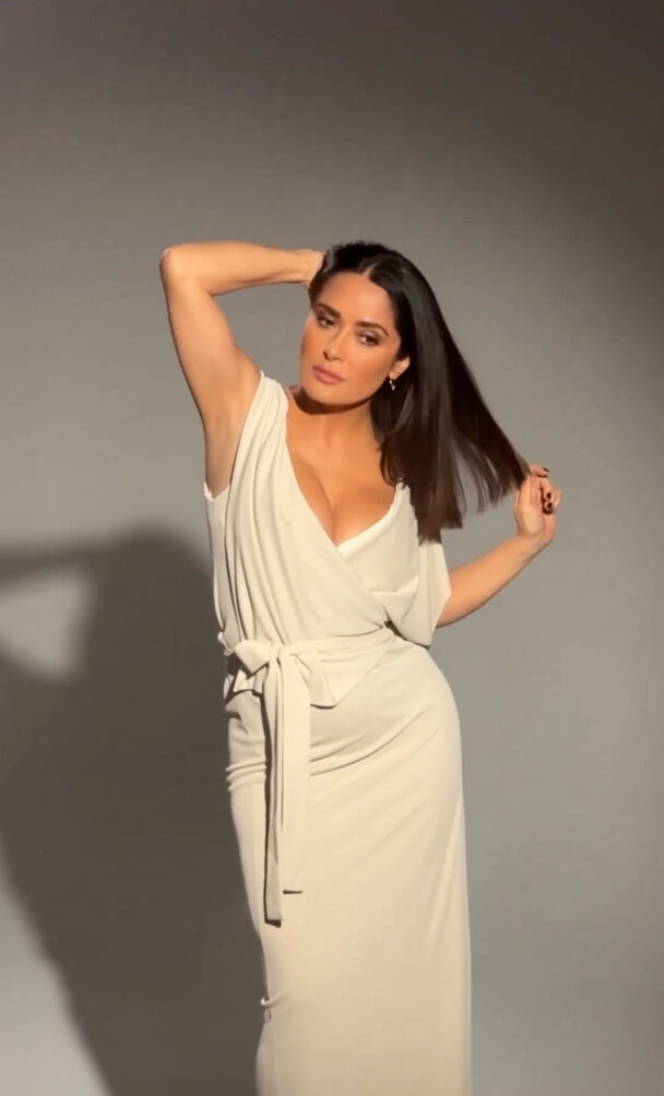 salma-hayek gallery photo #1392