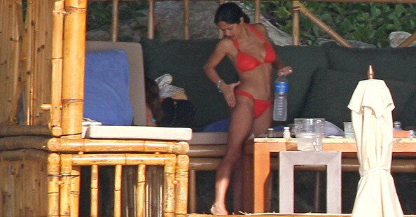 salma-hayek gallery photo #1492