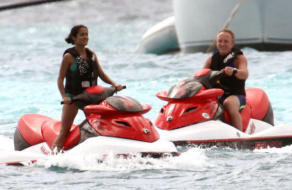 salma-hayek gallery photo #1511