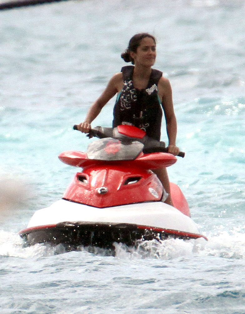 salma-hayek gallery photo #1519