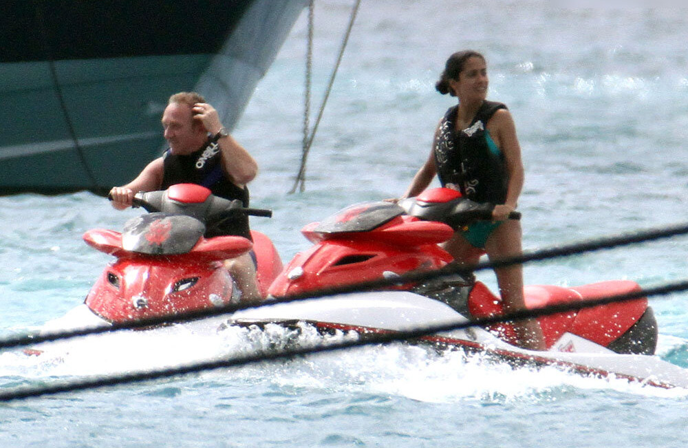 salma-hayek gallery photo #1523