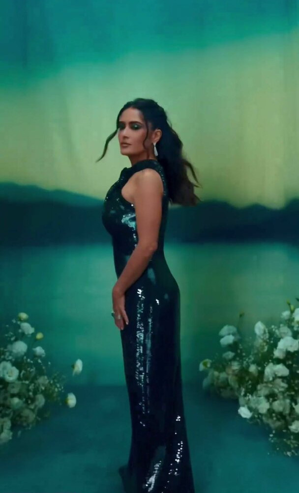 salma-hayek gallery photo #1897