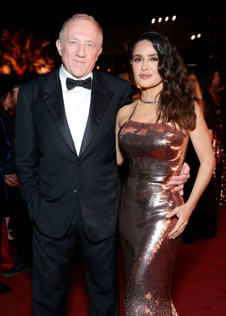 salma-hayek gallery photo #1930