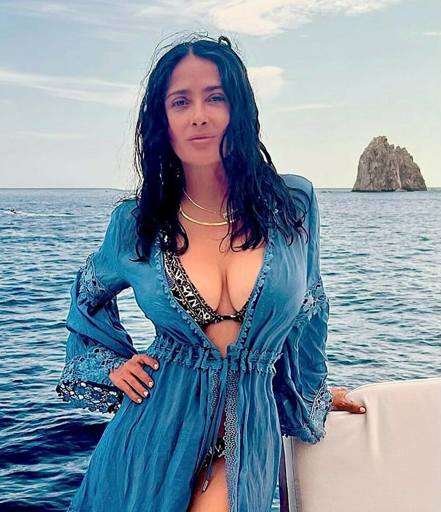 salma-hayek gallery photo #2094