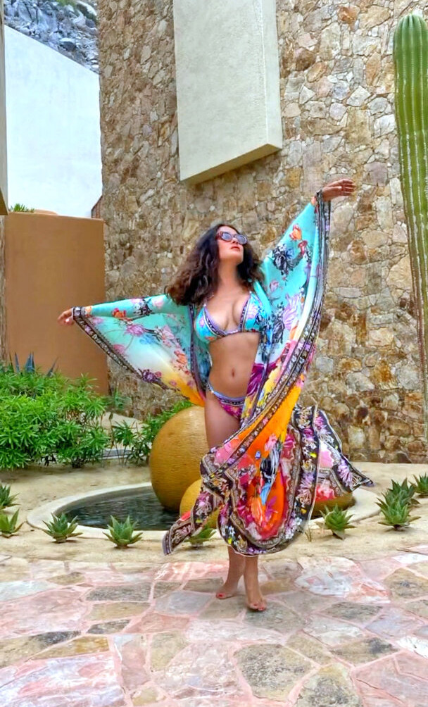 salma-hayek gallery photo #2105