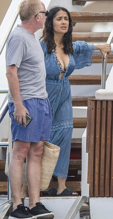 salma-hayek gallery photo #2119