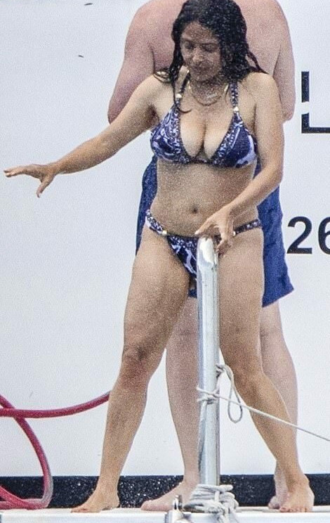 salma-hayek gallery photo #2123