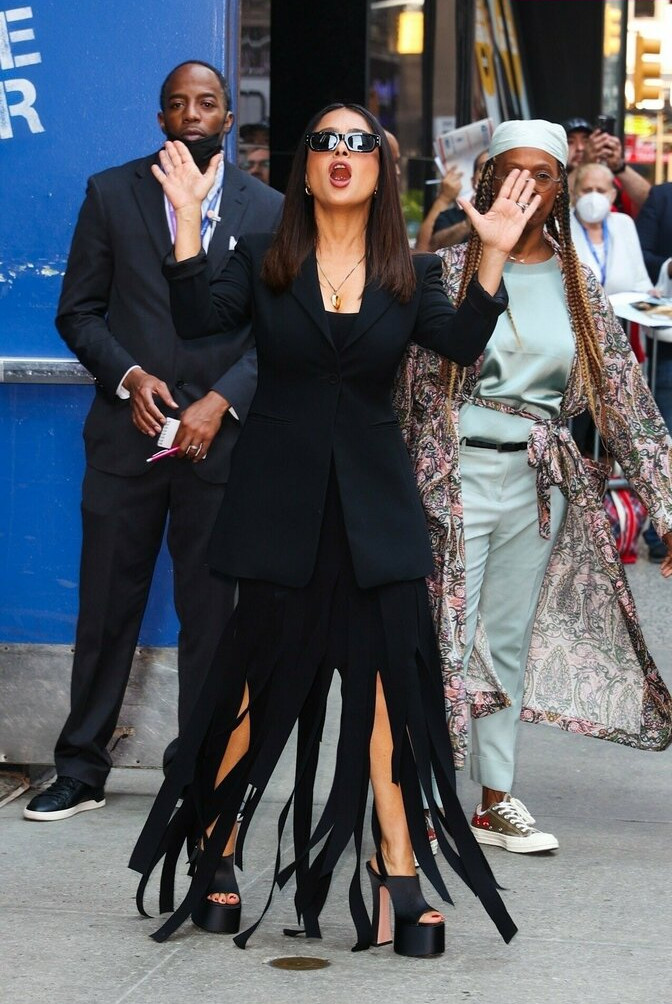 salma-hayek gallery photo #2177