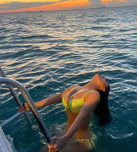 salma-hayek gallery photo #2251