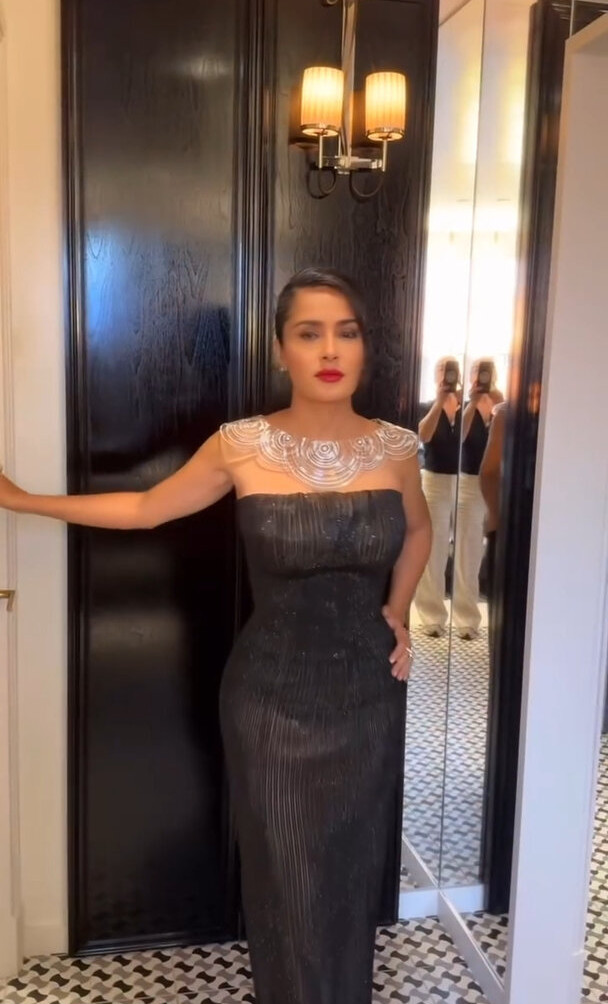 salma-hayek gallery photo #940