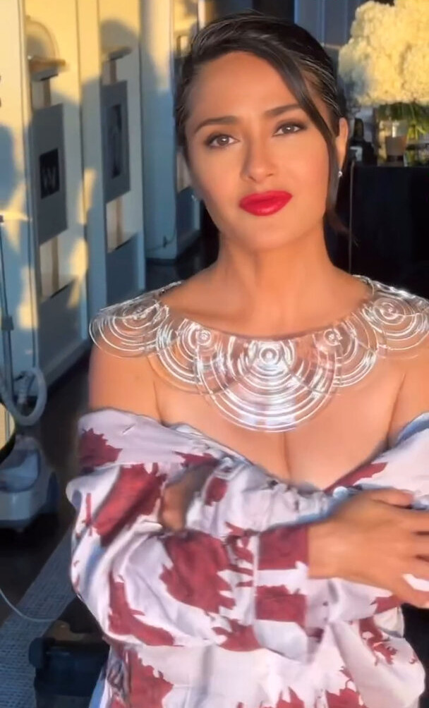 salma-hayek gallery photo #943