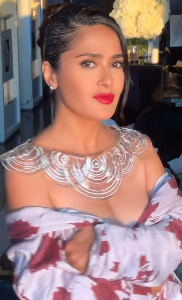 salma-hayek gallery photo #949