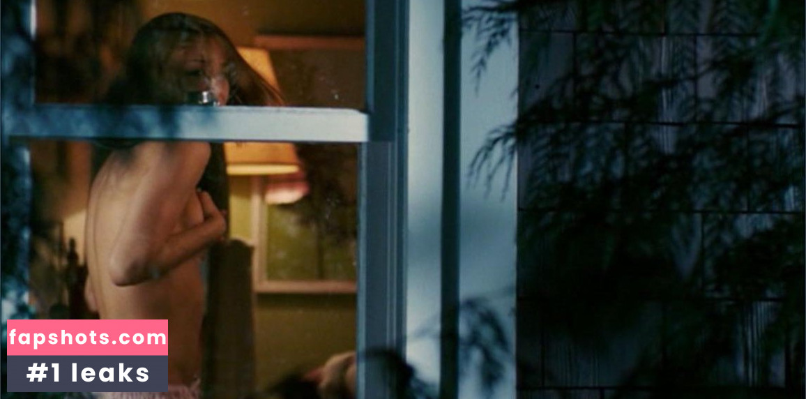 Samaire Armstrong gallery photo #18