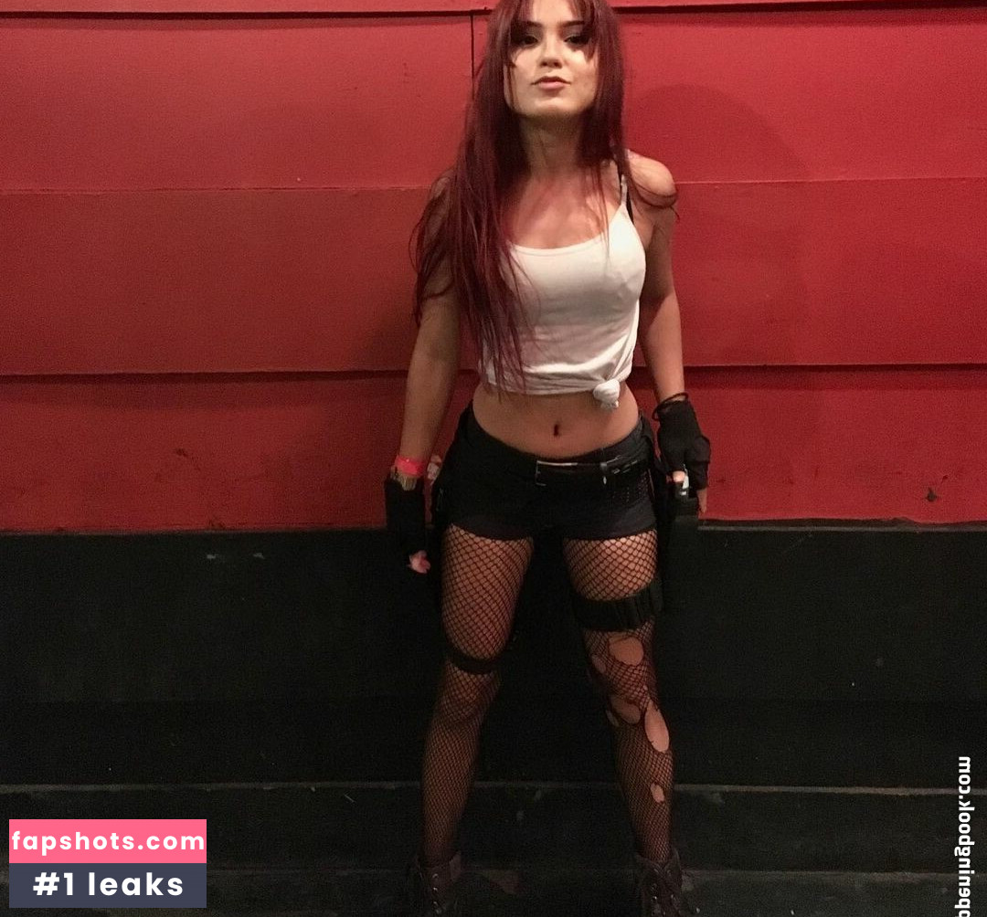 Samanta Alves gallery photo #13