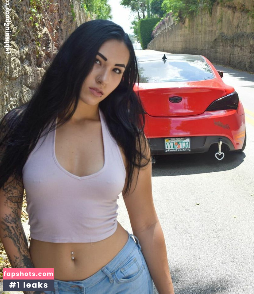 Samantha Brook gallery photo #15