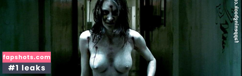 Samantha Facchi nude babe gallery