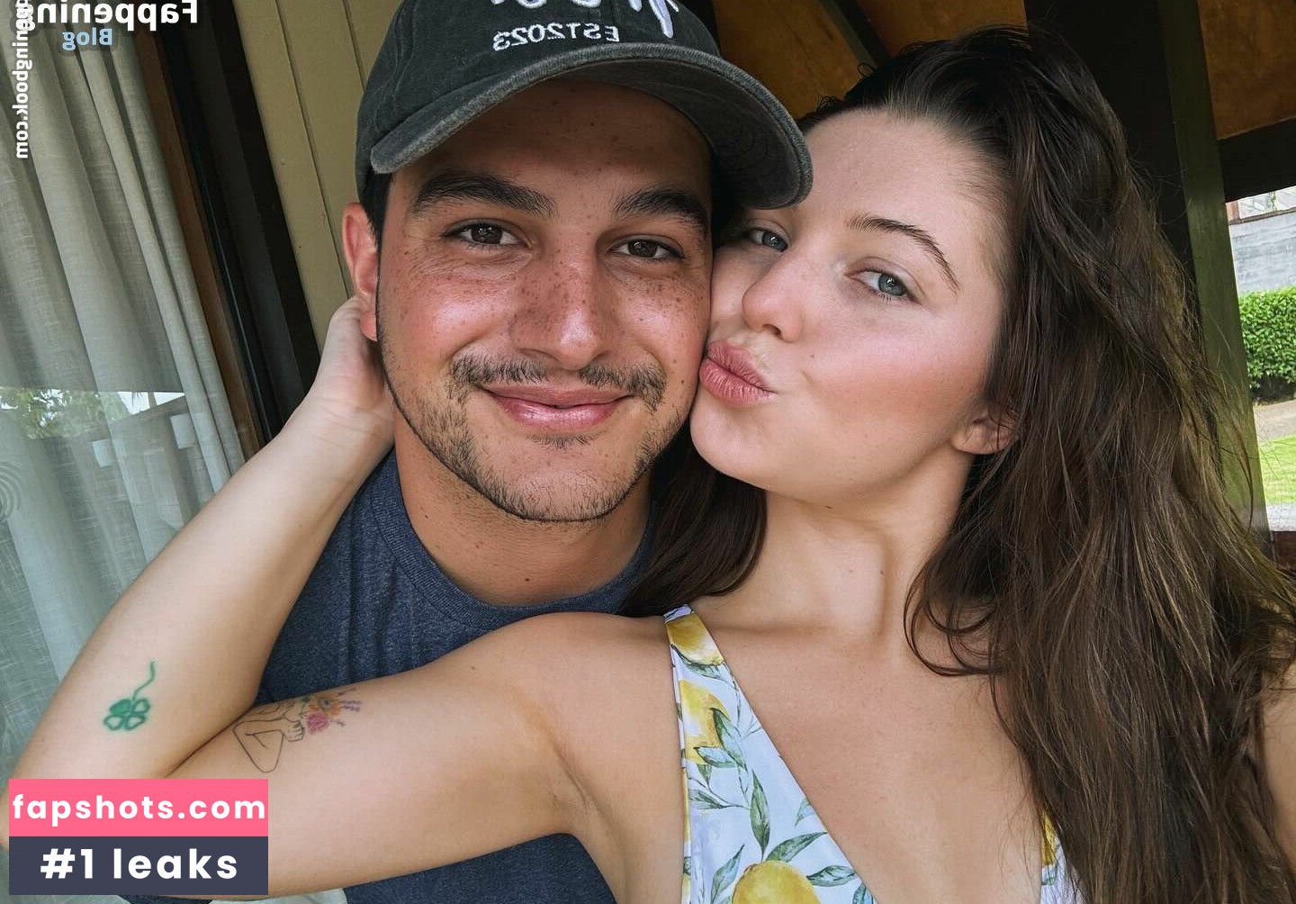 Samantha Hanratty gallery photo #11