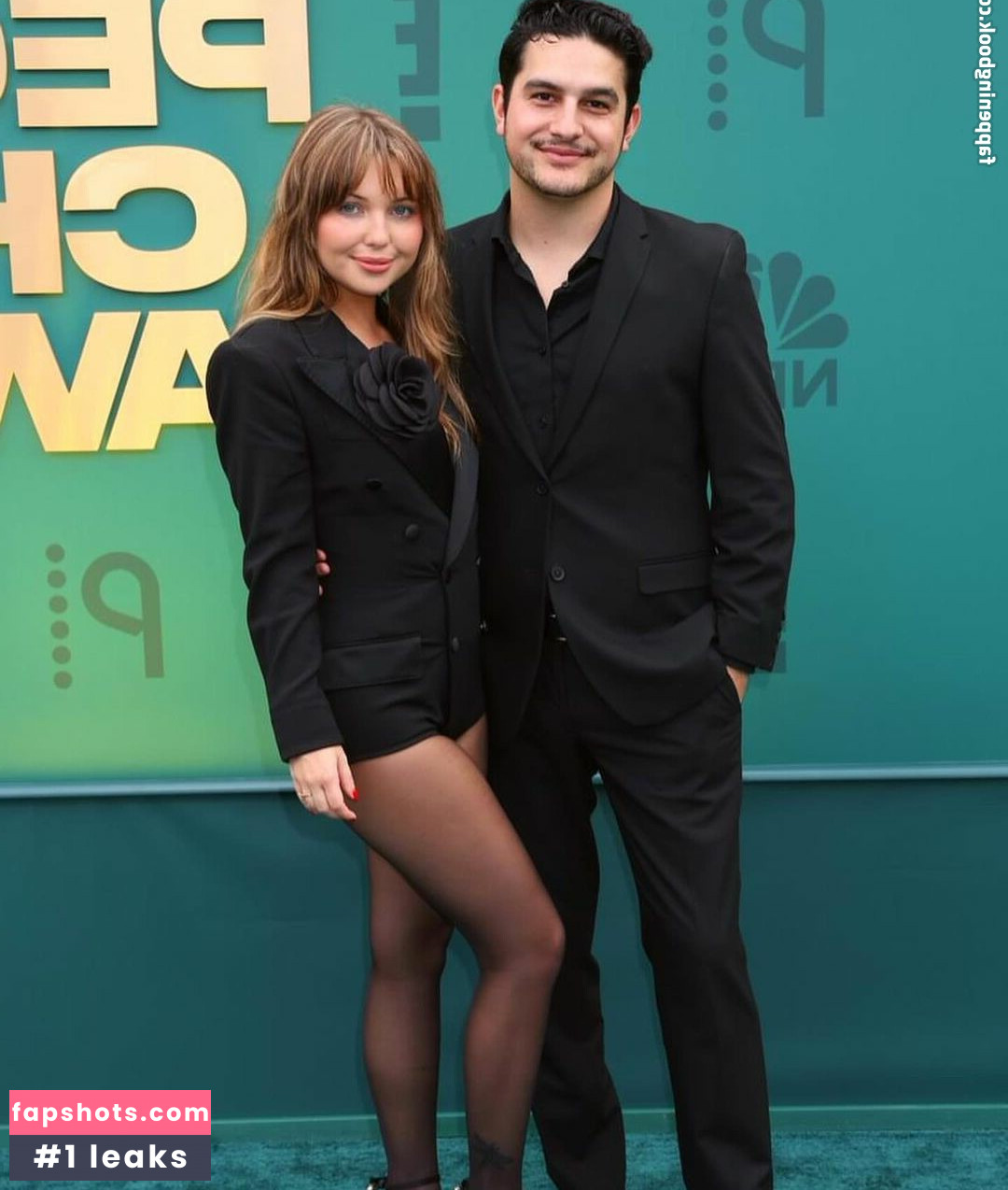 Samantha Hanratty gallery photo #7