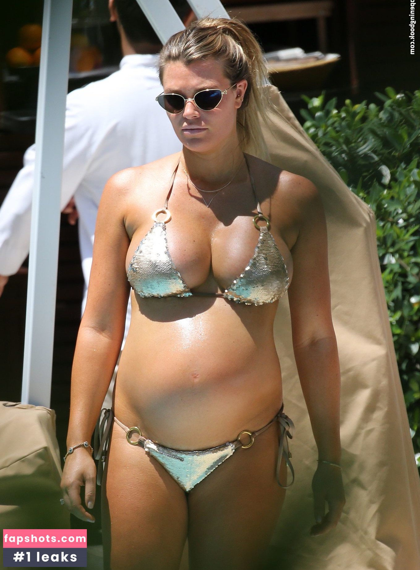 Samantha Hoopes gallery photo #182