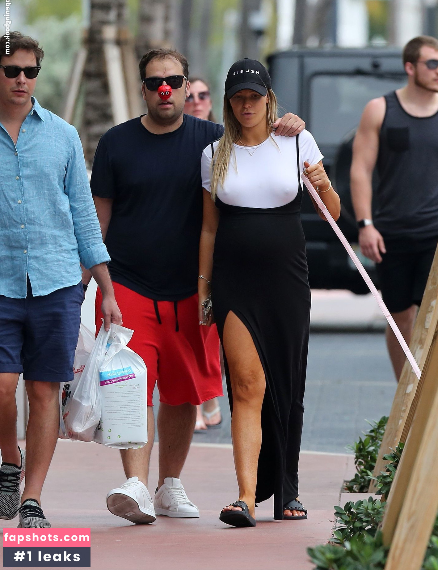 Samantha Hoopes gallery photo #260