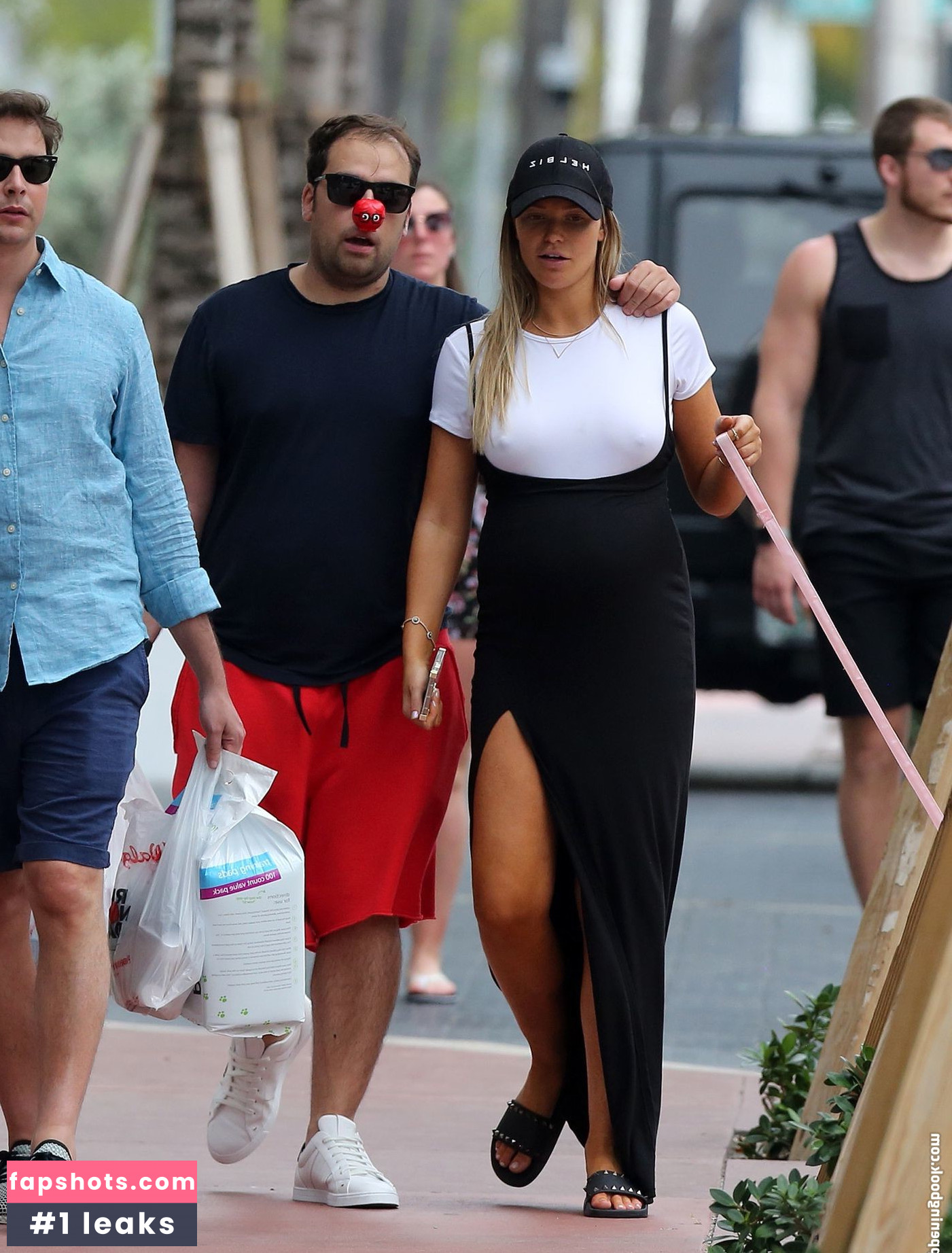 Samantha Hoopes gallery photo #261