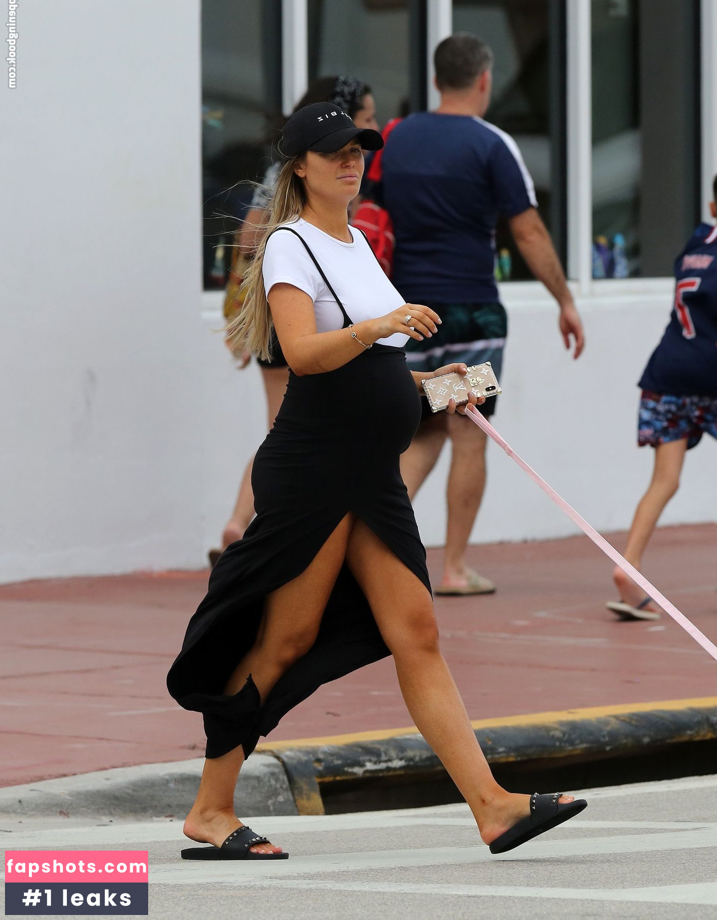 Samantha Hoopes gallery photo #293