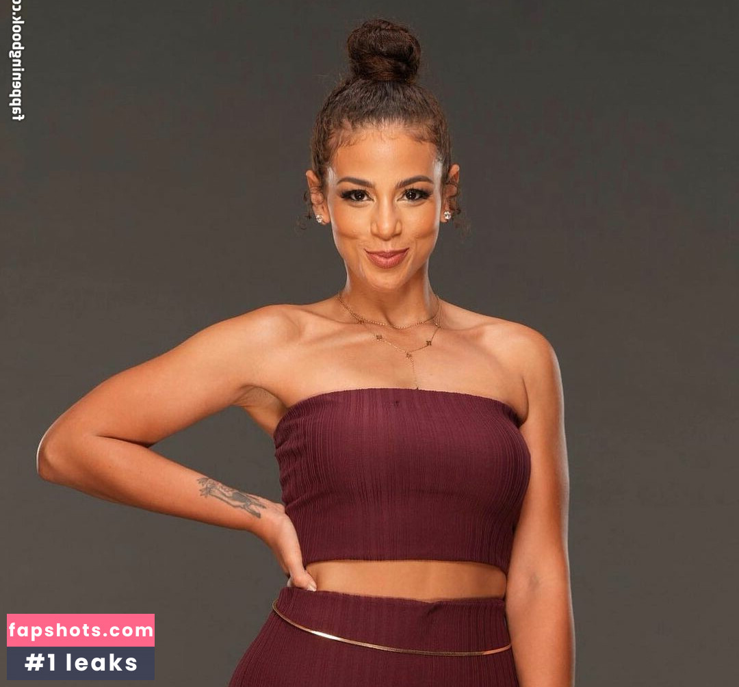 Samantha Irvin gallery photo #139