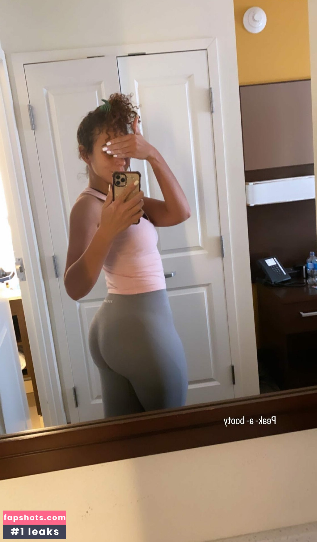 Samantha Irvin gallery photo #66