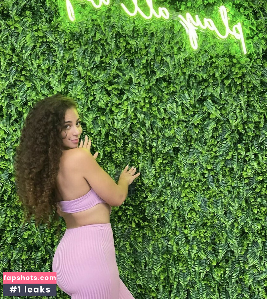 Samantha Irvin gallery photo #71