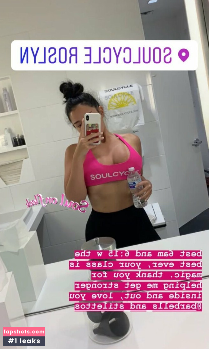 Samantha L gallery photo #20