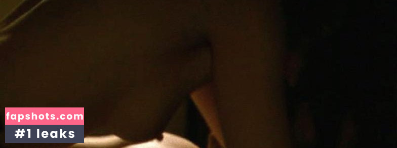 Samantha Mathis gallery photo #51