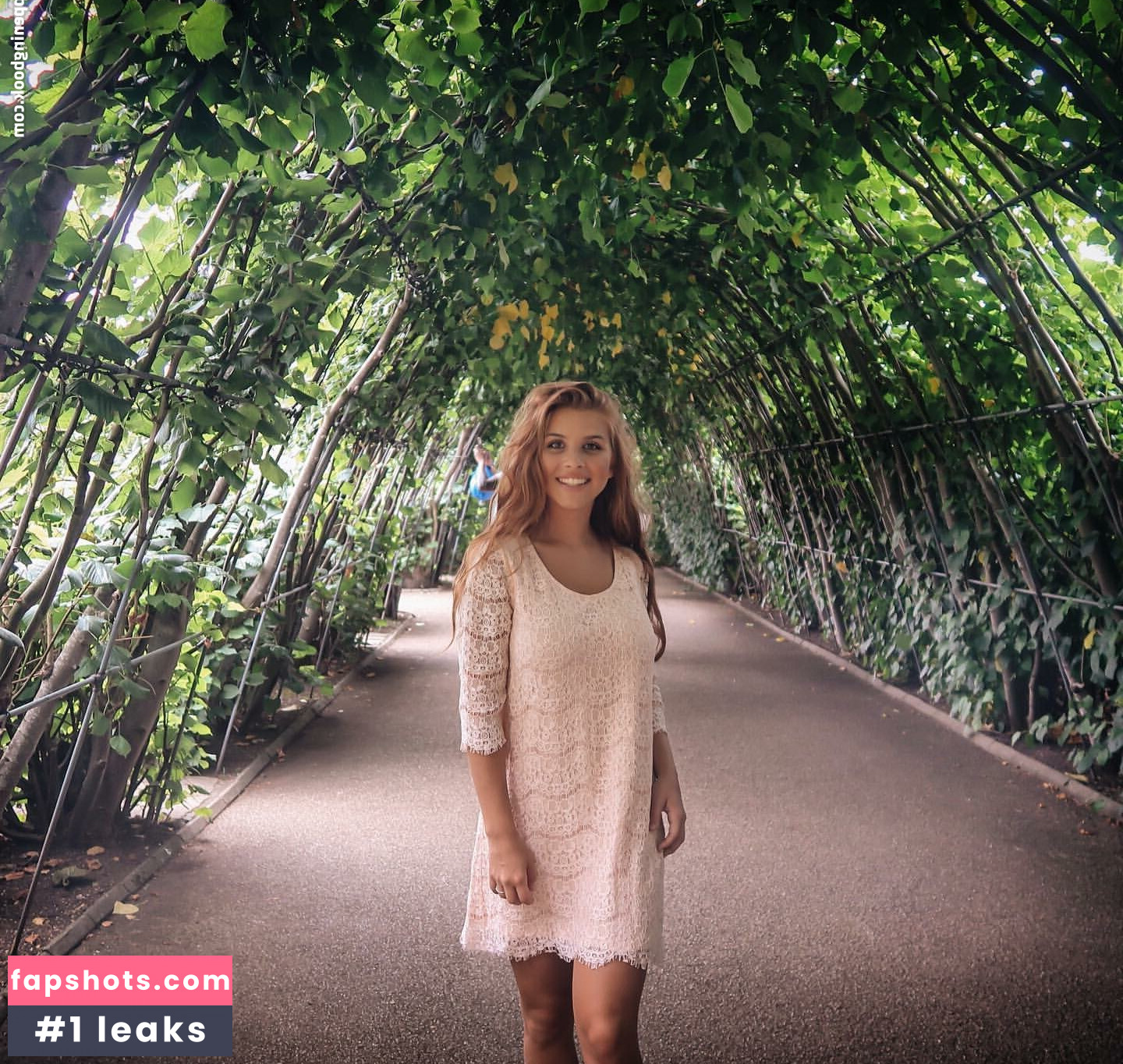 Samantha gallery photo #61