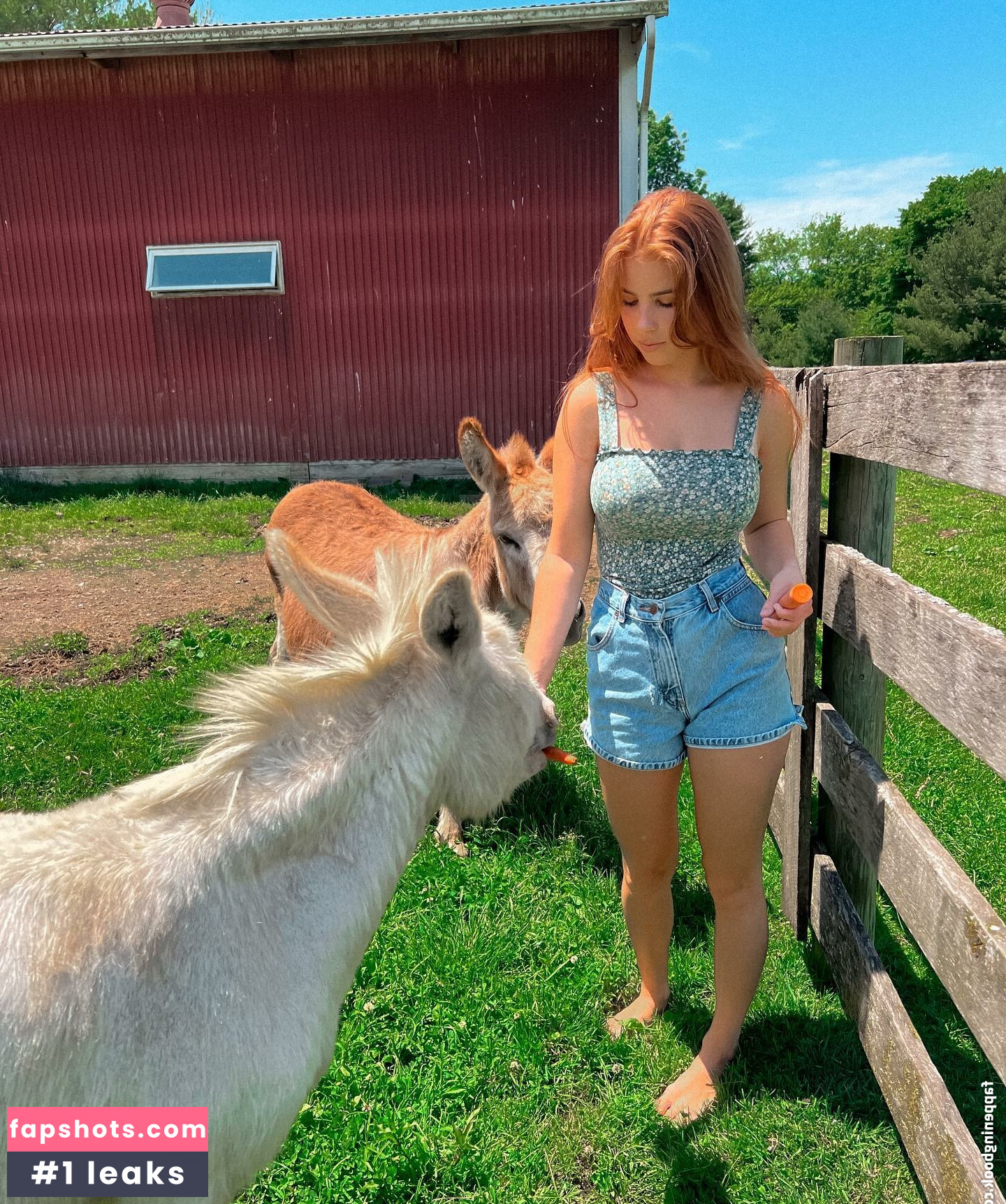 Samantha gallery photo #80