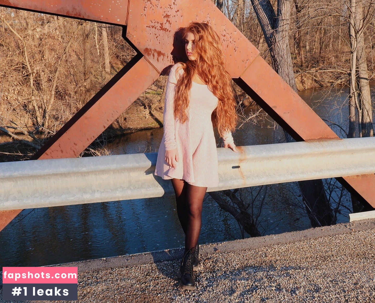 Samantha gallery photo #85