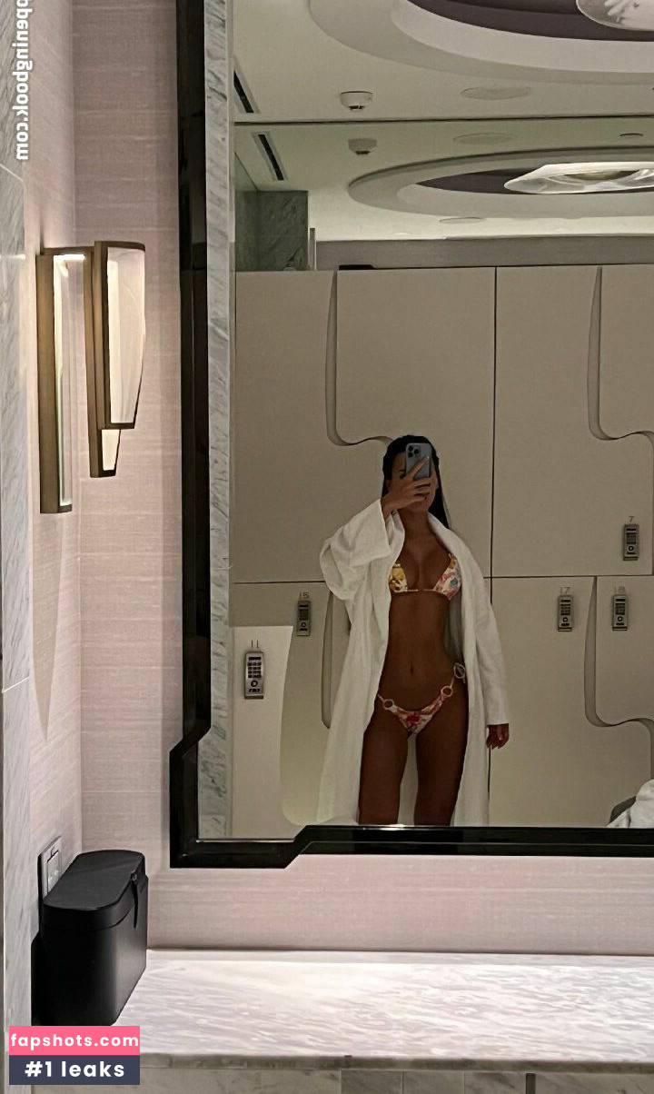 Samantha Rayner gallery photo #30