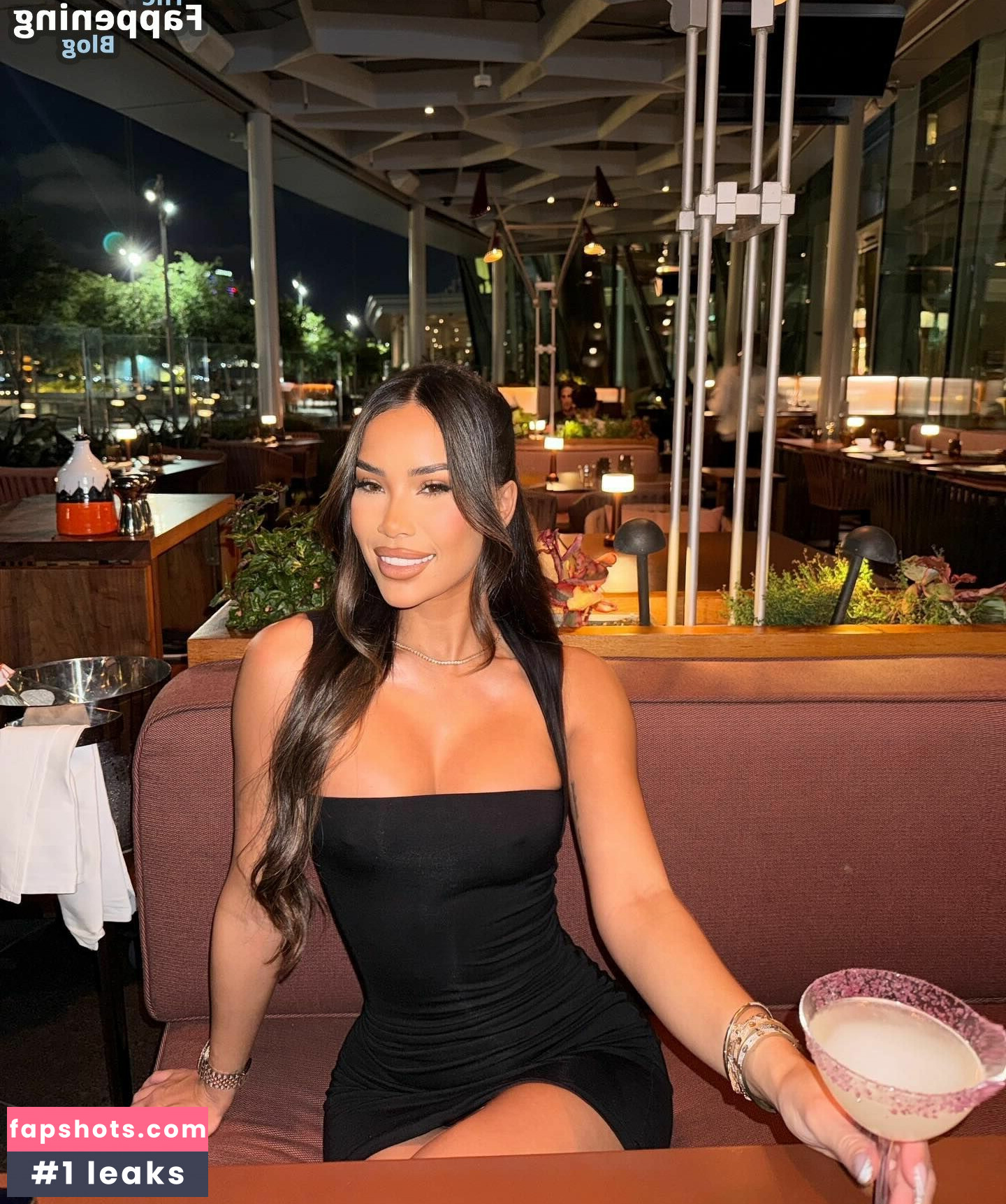 Samantha Rayner gallery photo #48