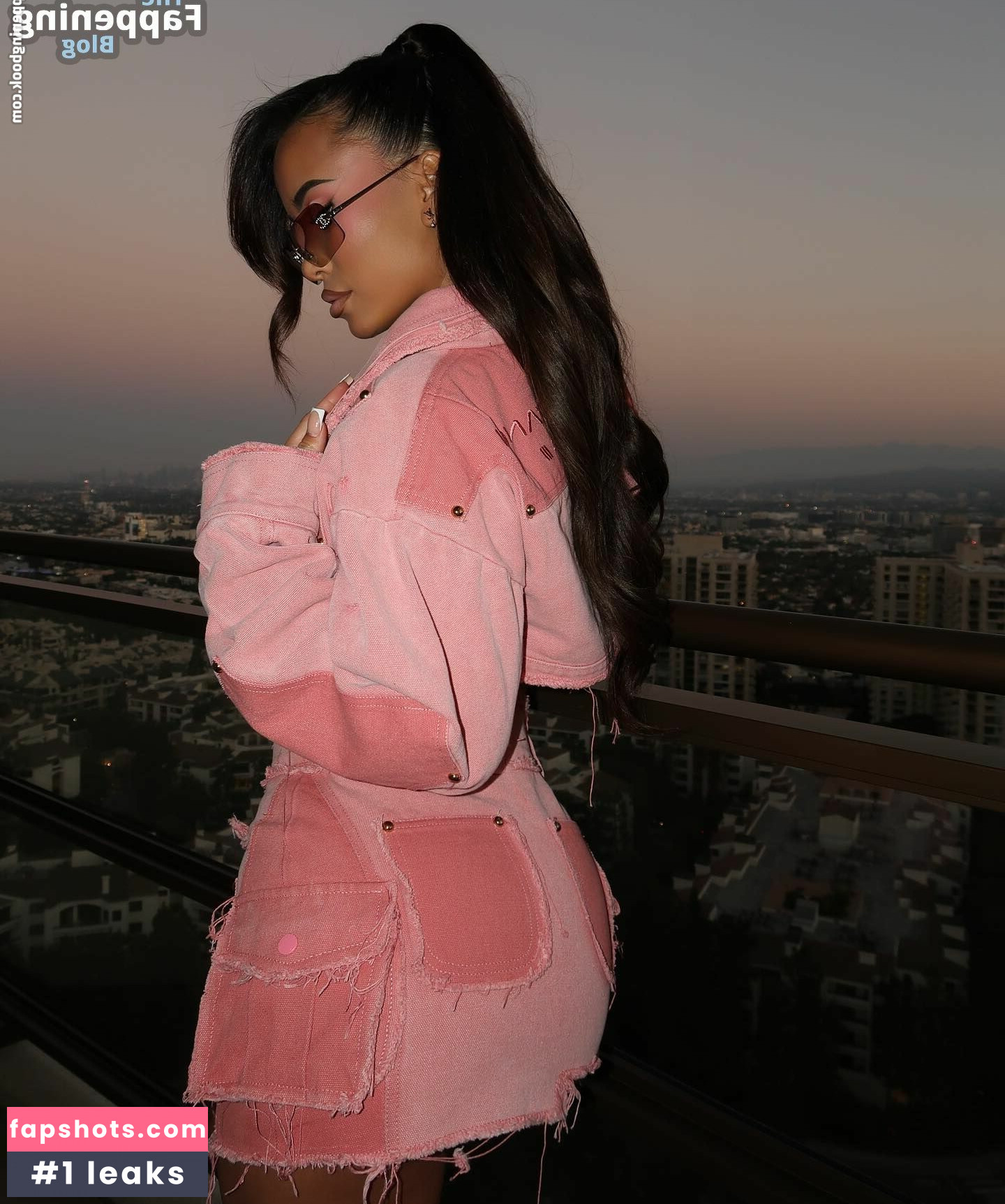 Samantha Rayner gallery photo #81