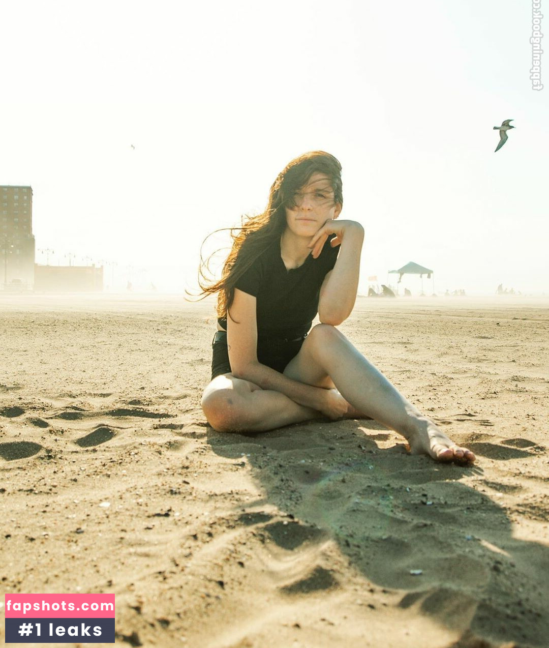 Samantha Rayward gallery photo #2