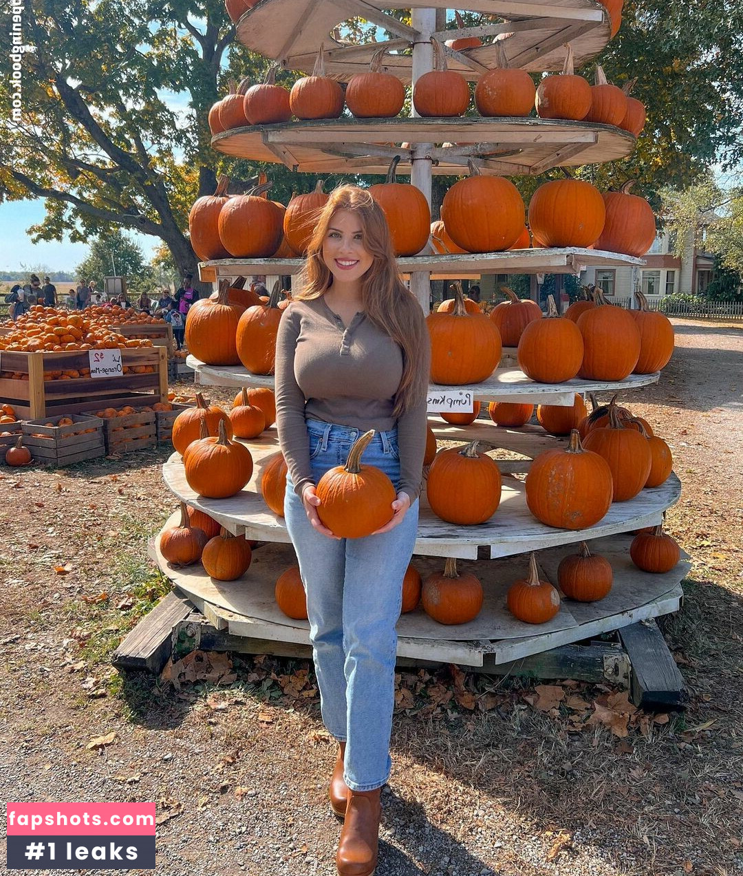 Samantha Vicha gallery photo #2