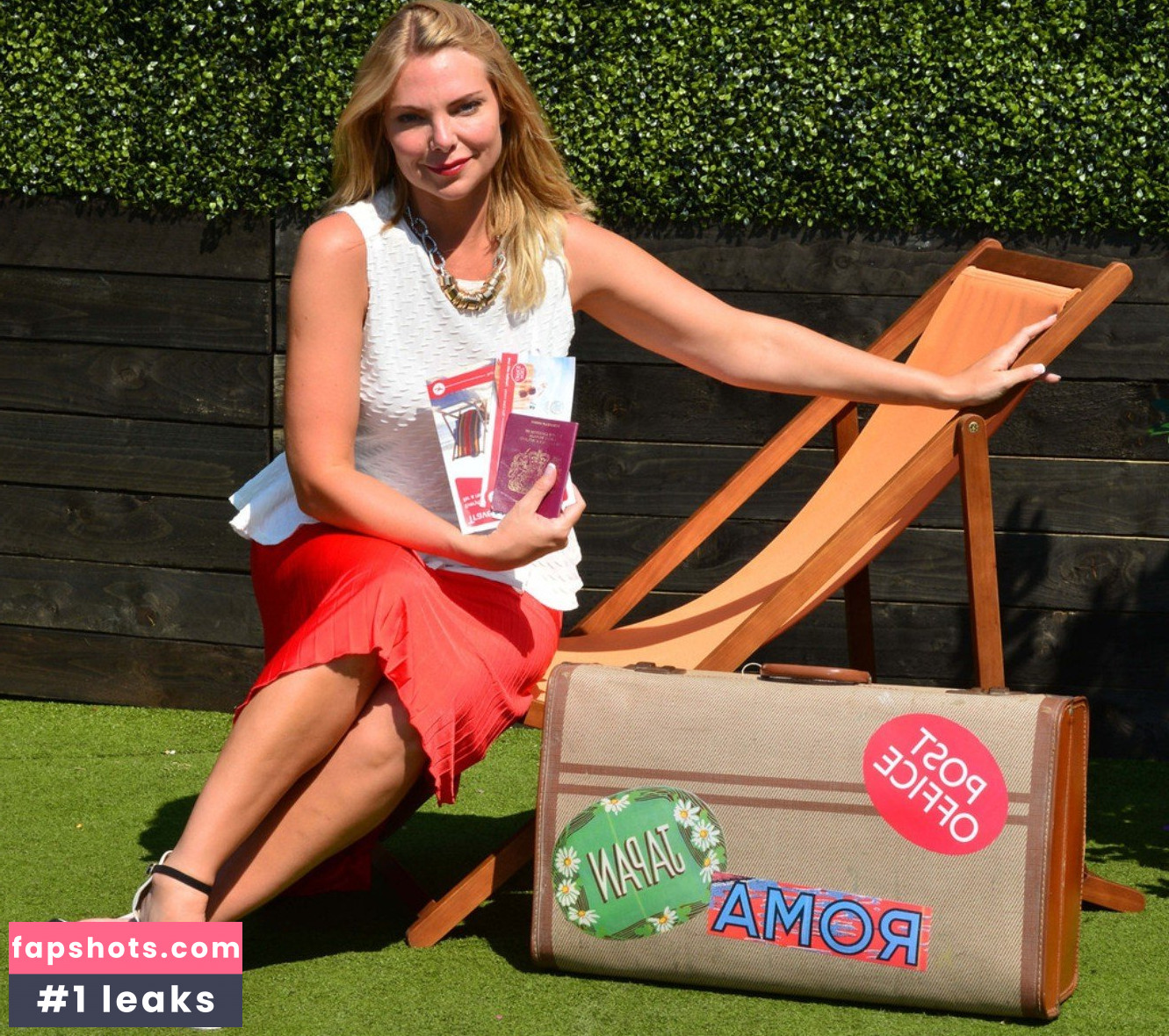 Samantha Womack gallery photo #30