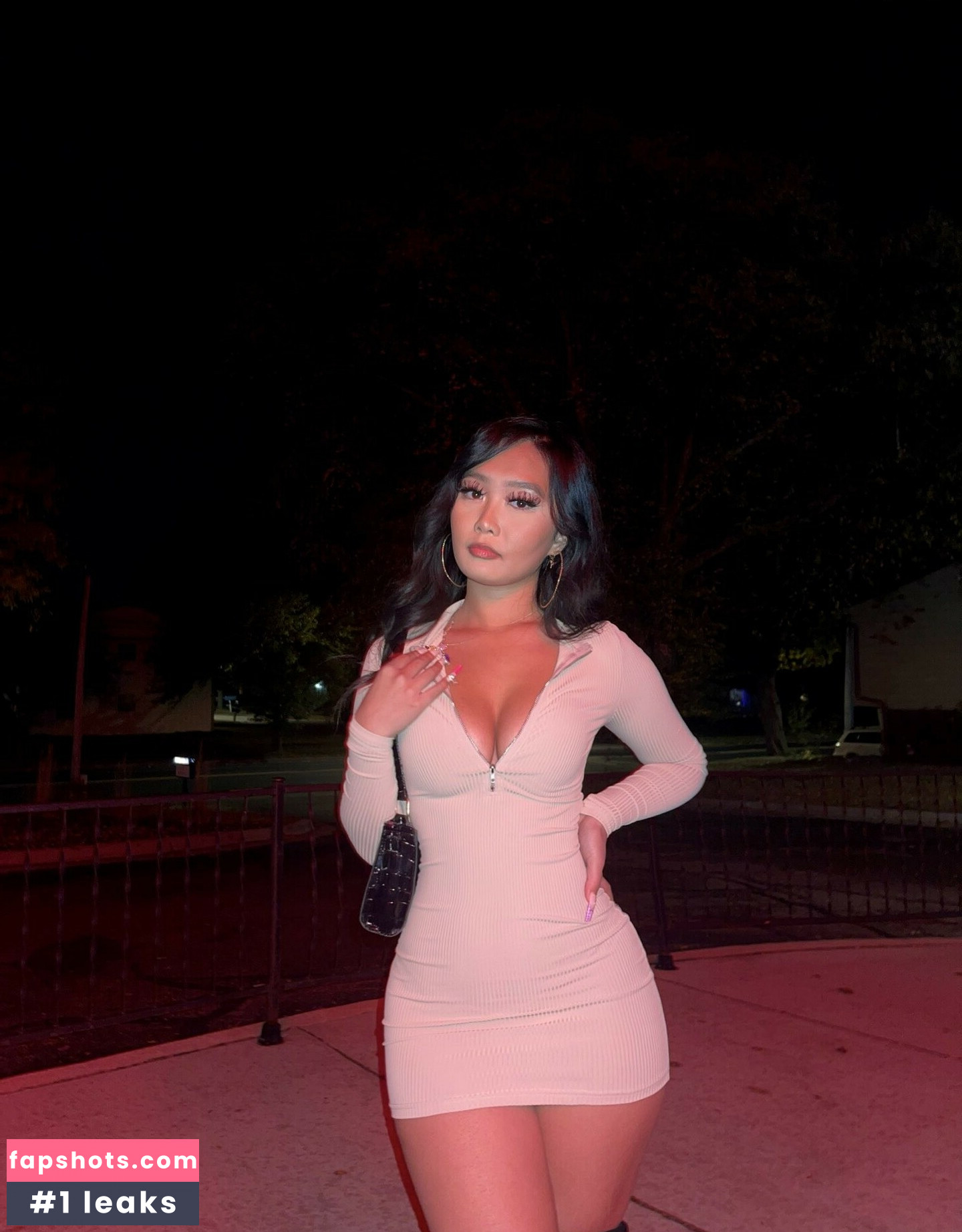 Samantha Yang Hmong gallery photo #16