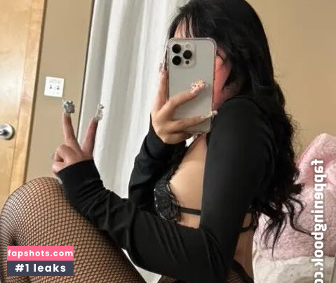 Samantha Yang Hmong gallery photo #32