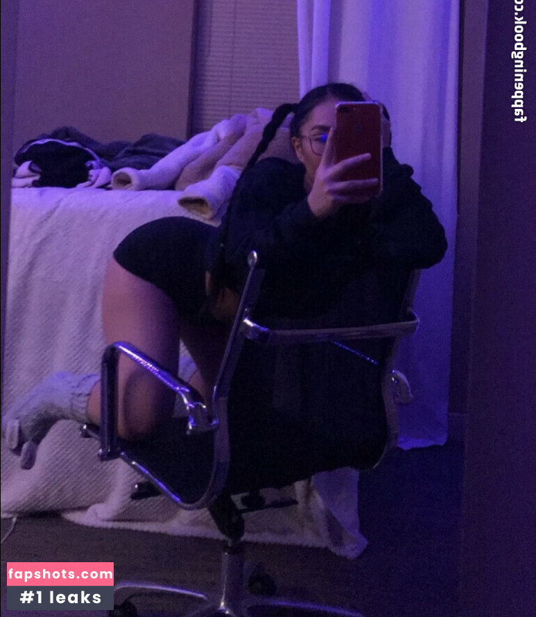 Samantha Yang Hmong gallery photo #42