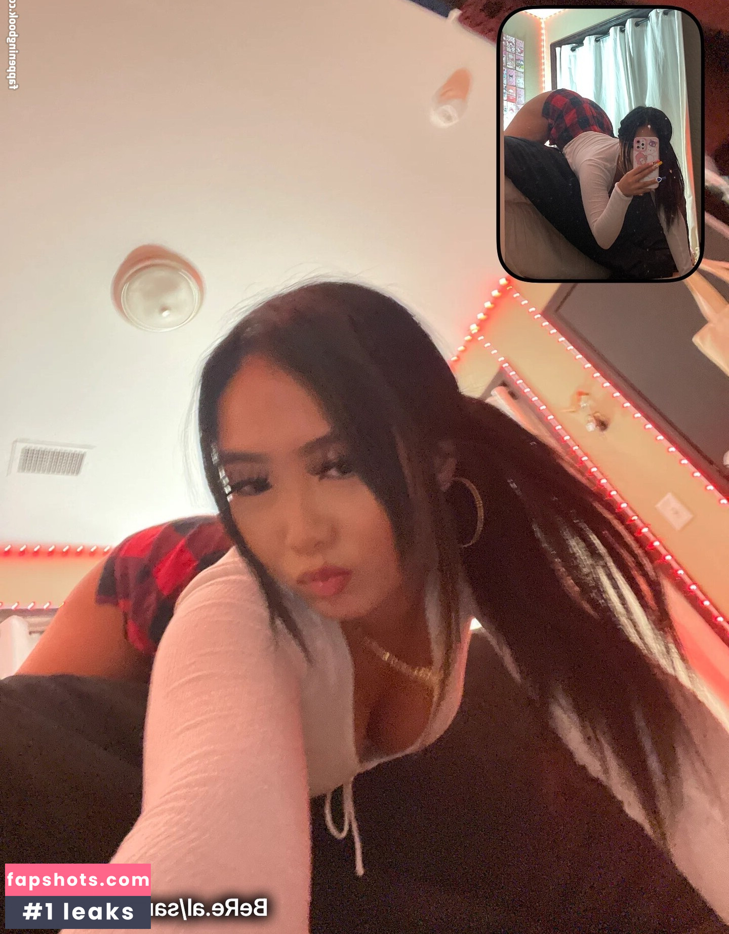 Samantha Yang Hmong gallery photo #45