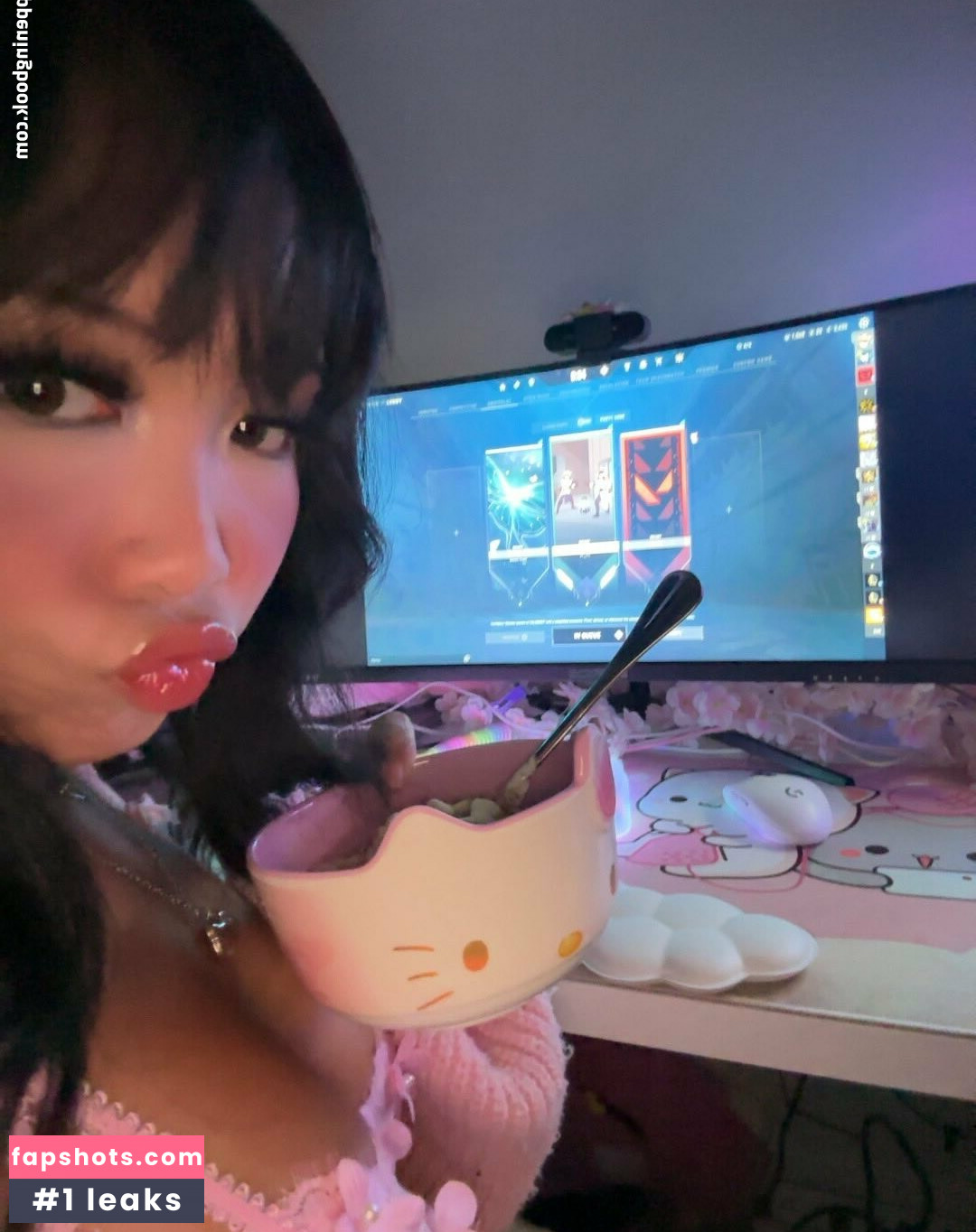 Samantha Yang Hmong gallery photo #7